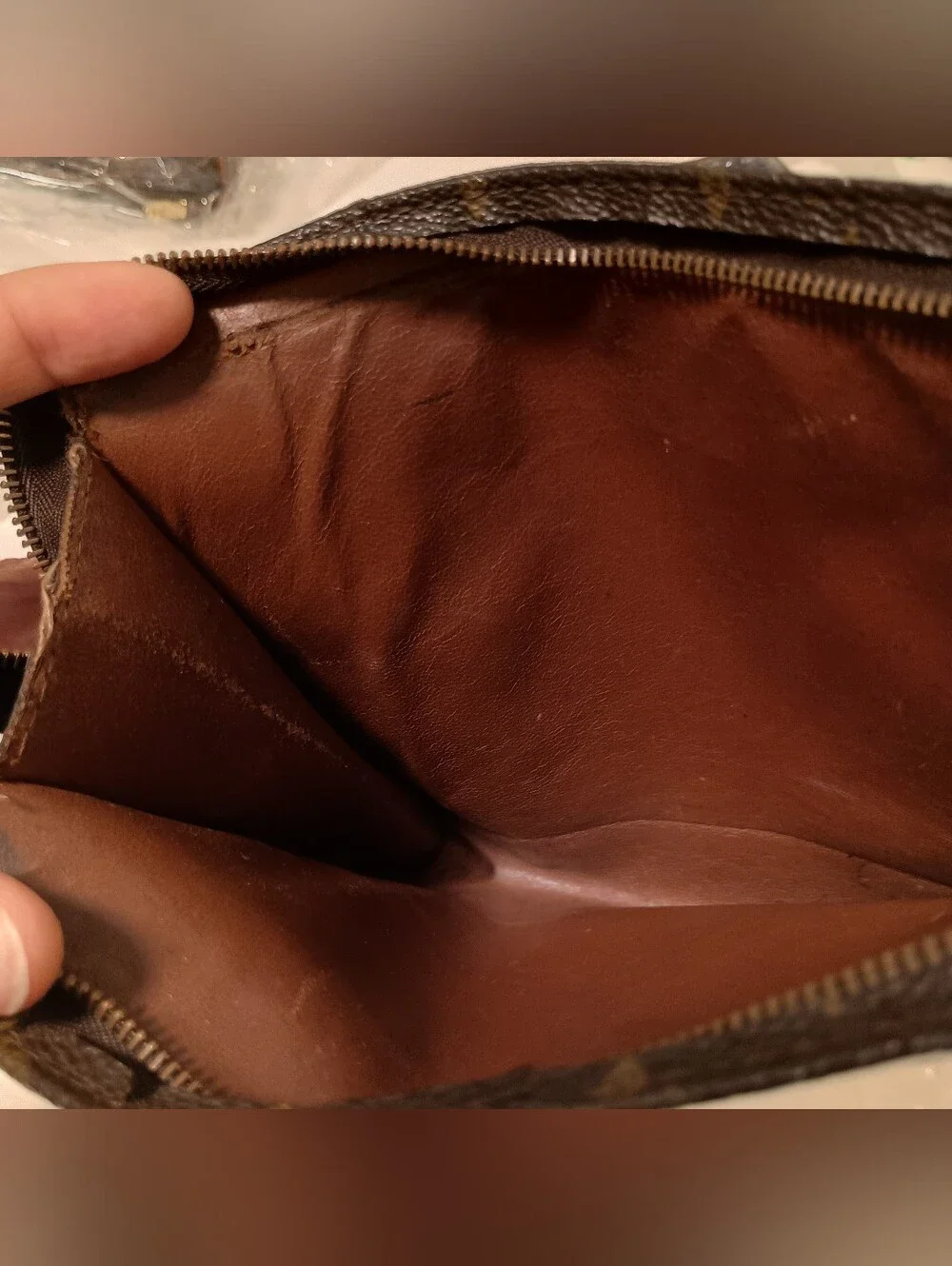 Authentic Vintage Louis Vuitton Monogram Trousse Toilette 15 Cosmetic Pouch